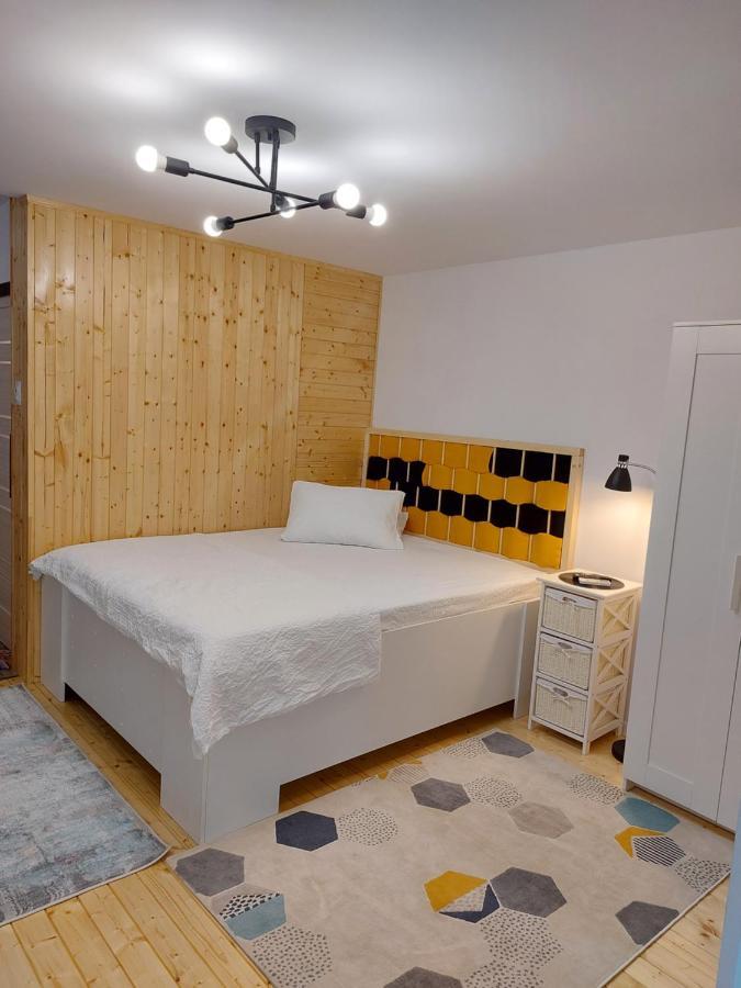 Appartement 22 *