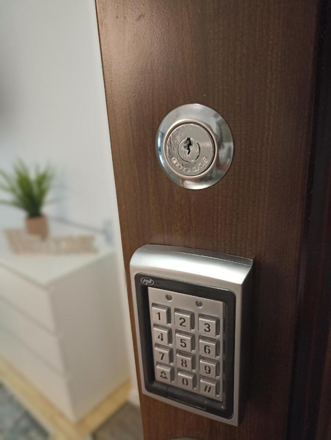 Appartement 22 *